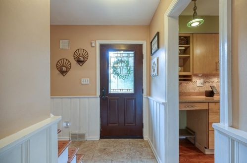 105 Lambeth Dr, Pittsburgh, PA 15241-2319