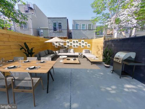 2050 Ellsworth St, Philadelphia PA 19146-2420 exterior