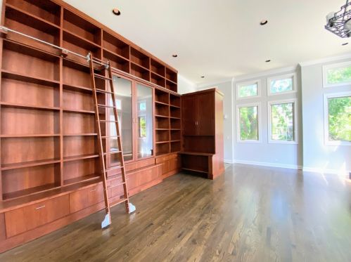 1821 Oakdale Ave, Chicago IL  60657-4023 exterior