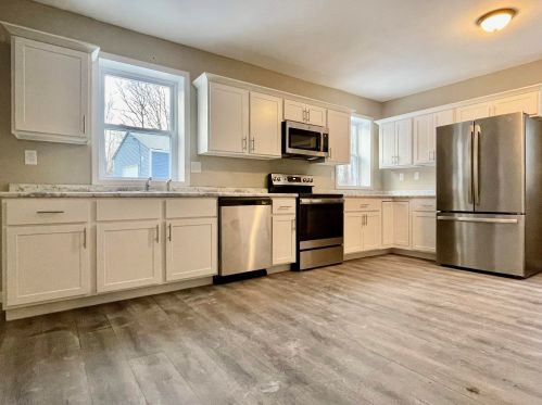 199 Clough Hill Rd, Concord, NH 03307-1204