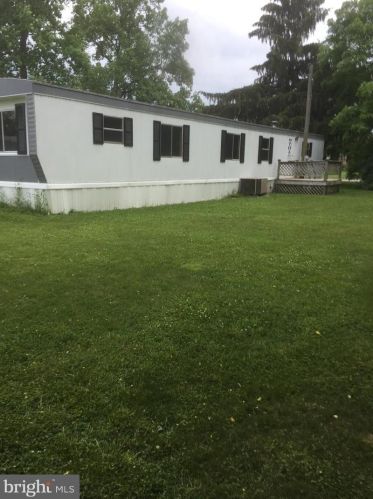 37 Blettner Ave, Hanover PA  17331-9213 exterior