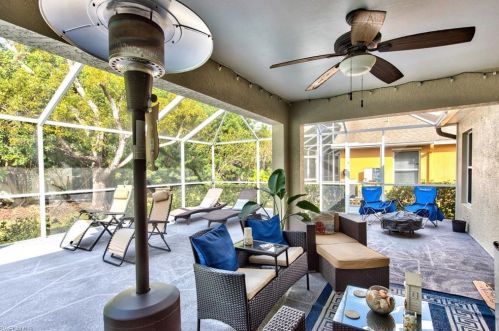 179 Burnt Pne Dr, Naples FL 34119-9774 exterior