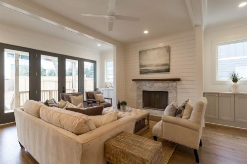 2360 Colonial Dr, Atlanta GA 30341-0048 exterior