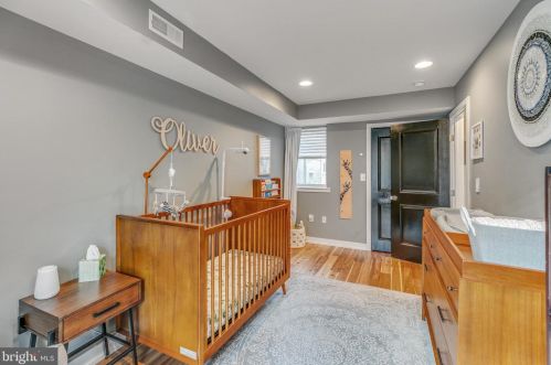 1223 Ellsworth St, Philadelphia PA 19146-2812 exterior