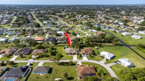 1080 Romaine Ln, Fort Pierce FL 34953-3675 exterior