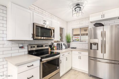 4927 43rd St, Phoenix AZ 85050-3358 exterior