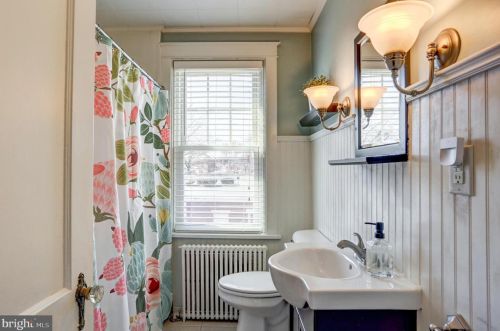 28 Pearl St, Lancaster PA 17603-5413 exterior