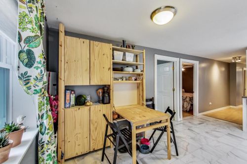 1633 Superior St, Chicago IL 60612-1110 exterior