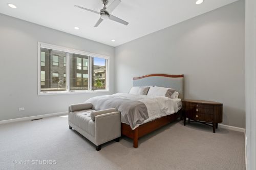 2630 Paulina St, Chicago IL  60614-1018 exterior