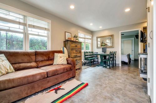 307 Capitola Ave, Capitola CA 95010-2845 exterior