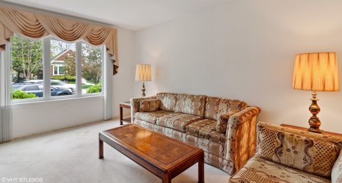 5308 Neenah Ave, Chicago, IL 60638-1230