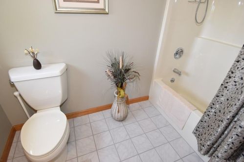 3 Ajellos Farm Rd, Seymour CT 06483-2363 exterior