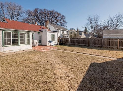 1396 Hartford Ave, Saint Paul MN 55116-1649 exterior