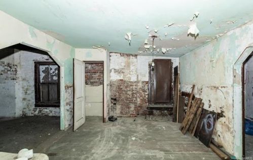 2635 Chippewa St, Saint Louis MO 63118-3835 exterior