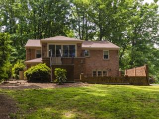 3612 Pinetop Rd, Greensboro NC  27410-2825 exterior