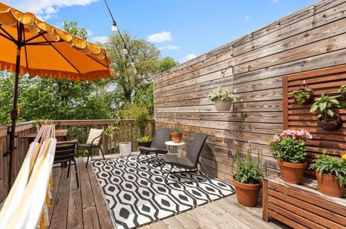 1217 Reddour St, Pittsburgh PA 15212-4613 exterior