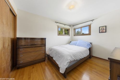 708 Michigan St, Elmhurst IL 60126-2010 exterior