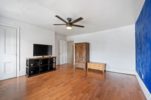 325 Main St, Pittsburgh PA 15215-2238 exterior