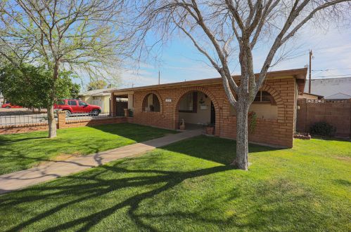 8825 28th Ave, Phoenix, AZ 85051-4020