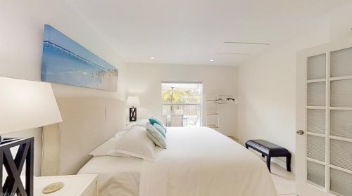 758 93 Ave, Naples FL 34108-2441 exterior