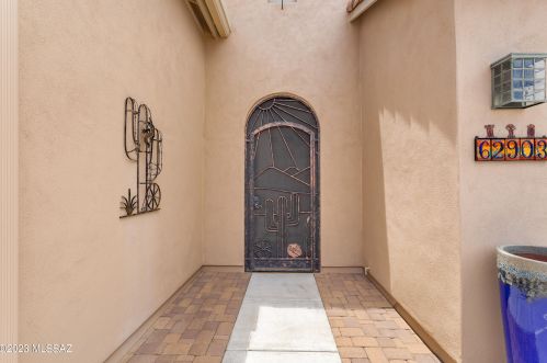 62903 Oakwood Dr, Tucson AZ  85739-2492 exterior