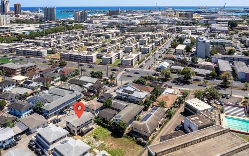 1428 Pua Ln, Honolulu HI 96817-3536 exterior