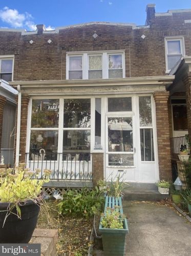 169 Todd Pl, Washington, DC 20002-1379