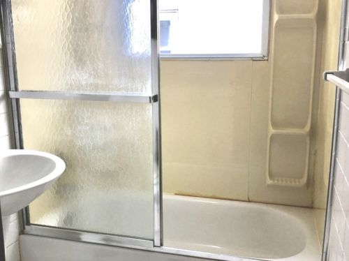 2413 Lewis Ave, Waukegan IL 60087-3058 exterior