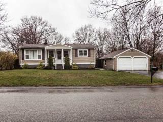 229 Louise St, Woonsocket, RI 02895-6654