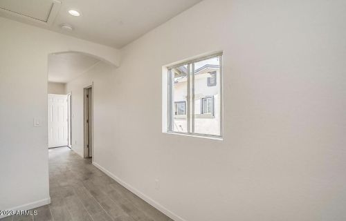 4633 2nd St, Phoenix AZ  85040-2119 exterior