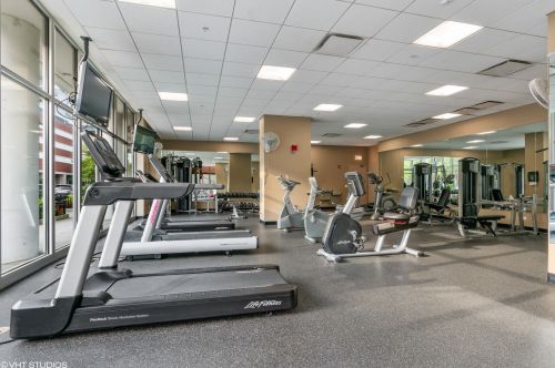 1629 Prairie Ave, Chicago IL  60616-4403 exterior