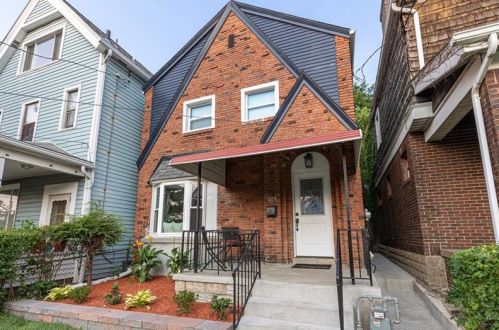 607 Kirtland St, Pittsburgh PA  15208-2826 exterior