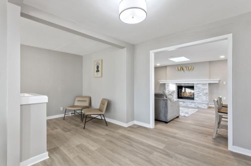 5933 79th St, Milwaukee WI  53218-1716 exterior