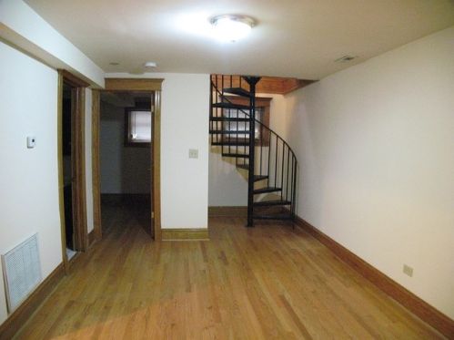 3902 Greenview Ave, Chicago IL 60613-2505 exterior