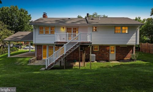 6527 Divine St, Mc Lean VA 22101-4623 exterior