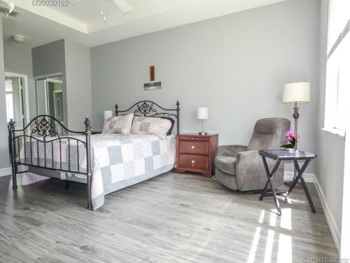 9780 Lindale Trace Blvd, Fort Pierce FL  34987-2411 exterior