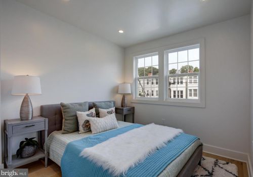 1213 17th St, Washington DC  20002-2019 exterior