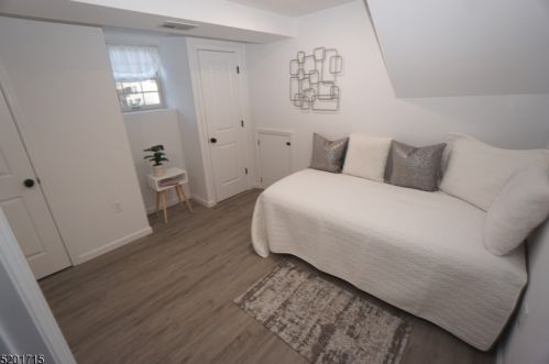 104 Elmora Ave, Cranford NJ 07016-1939 exterior