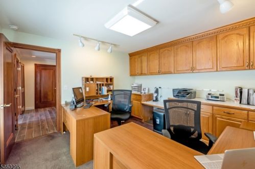 150 Madison Ave, Morristown NJ 07960-6102 exterior