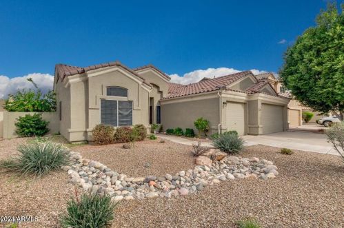 1104 Mulberry Dr, Chandler AZ  85286-6376 exterior