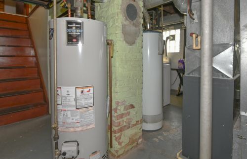 1754 65, Milwaukee WI 53214-3249 exterior