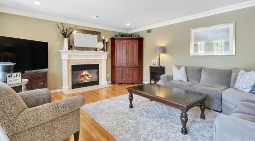 94 Caramel Rd, Commack NY 11725-1000 exterior