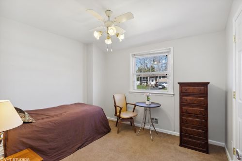 60 Gannet Dr, Commack NY 11725-4903 exterior