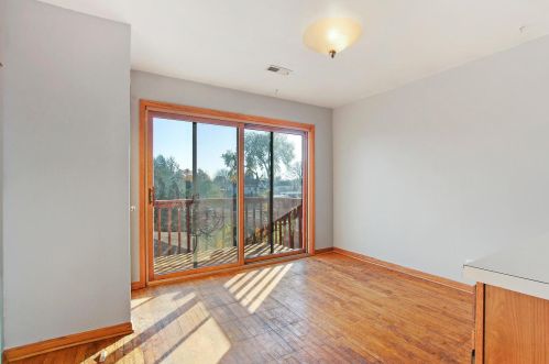 6601 Cornelia Ave, Chicago IL 60618-6035 exterior