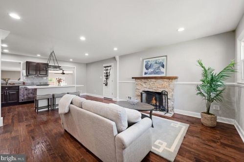 7819 Ashton St, Alexandria VA  22309-1338 exterior