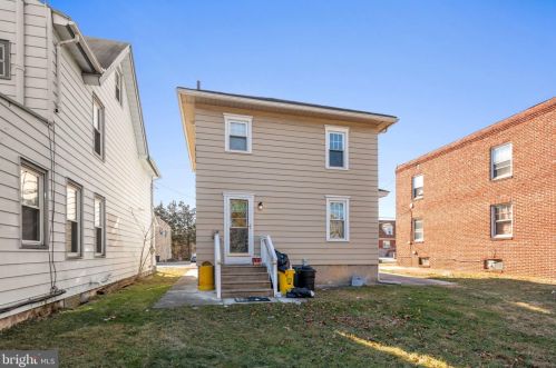 2216 Cv Rd, Camden NJ 08110-1633 exterior