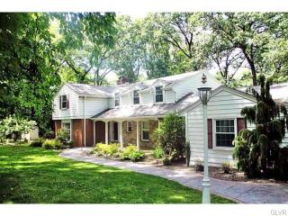 3601 Oakland Rd, Bethlehem, PA 18020-1311