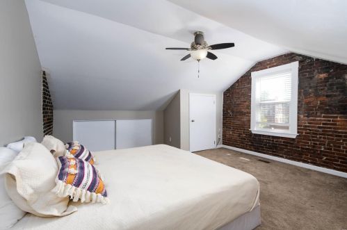 2112 Sidney St, Saint Louis MO 63104-2834 exterior