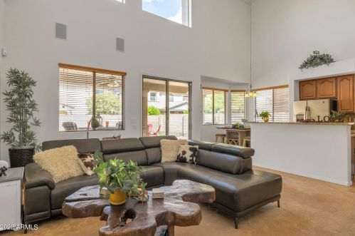 4322 Aracely Dr, Phoenix AZ  85087-5998 exterior