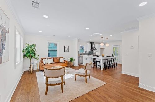 59 Leslie St, Atlanta GA  30307-2723 exterior